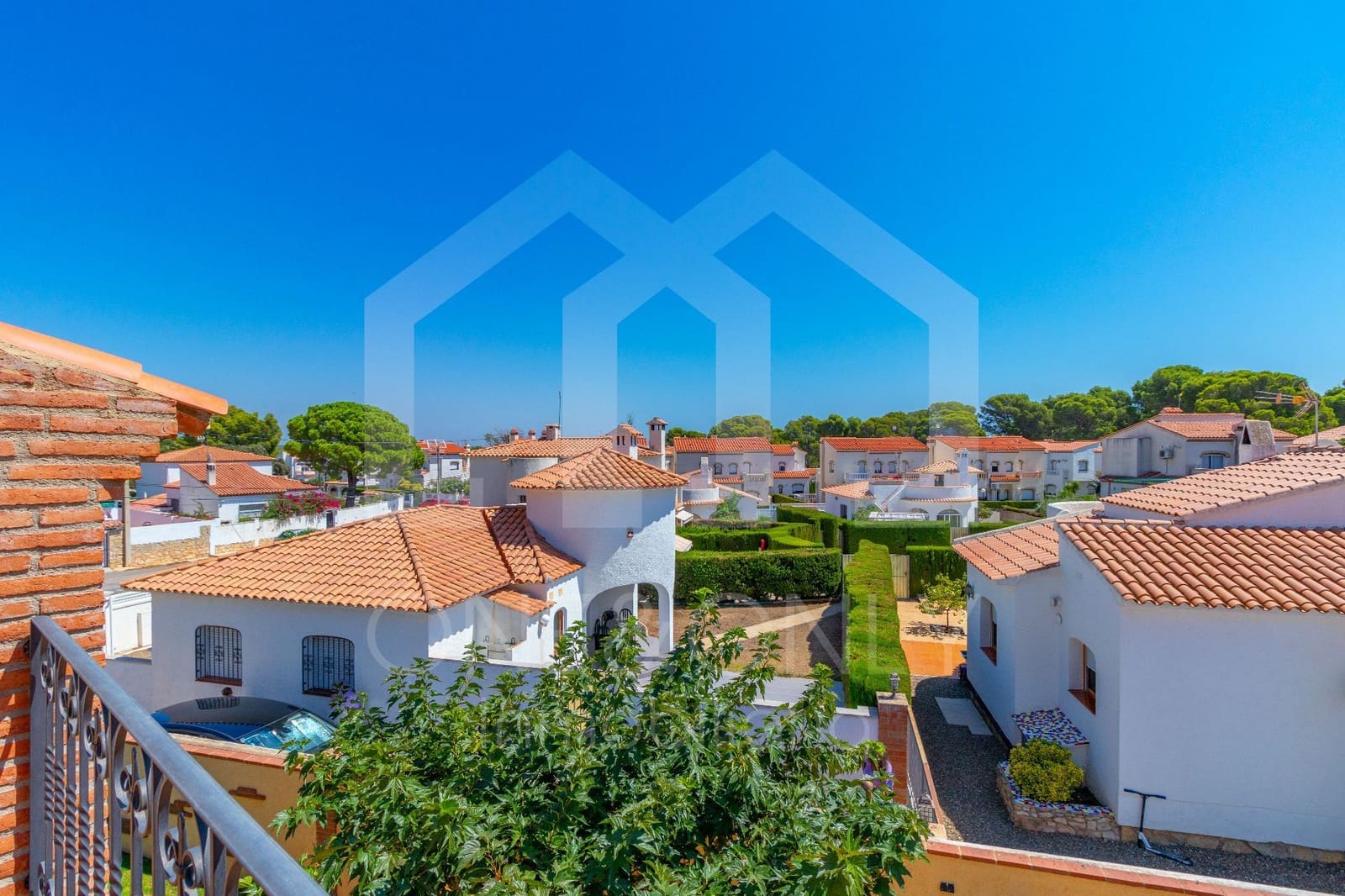 4 bedroom Villa for sale in Montroig-Mar with pool garage - € 760,000 (Ref: 9816103)