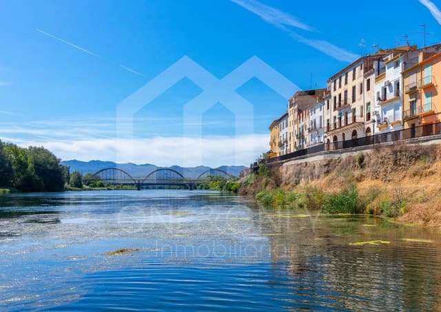 10 quarto Moradia para venda em Móra d'Ebre com garagem - 318 000 € (Ref: 9816104)