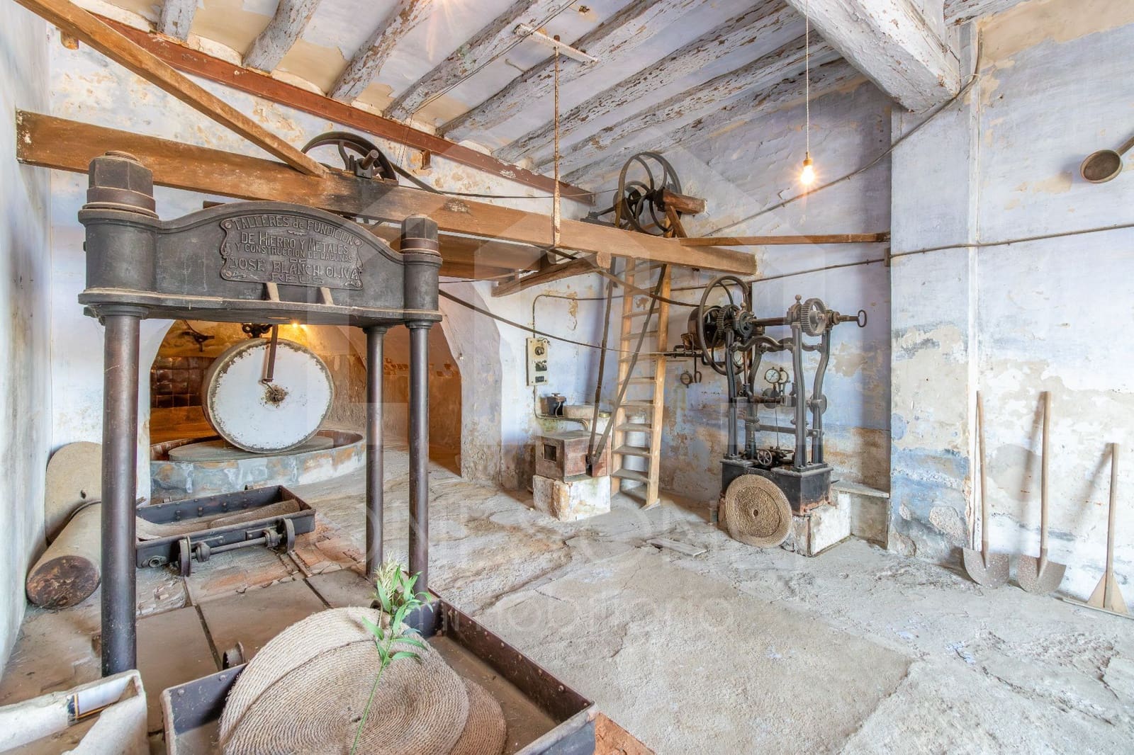 10 quarto Moradia para venda em Mora d'Ebre com garagem - 318 000 € (Ref: 9816104)