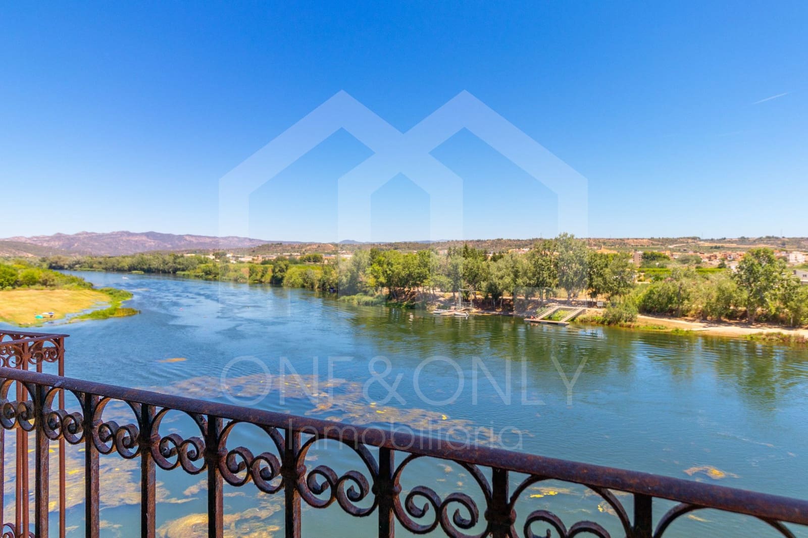 10 quarto Moradia para venda em Mora d'Ebre com garagem - 318 000 € (Ref: 9816104)