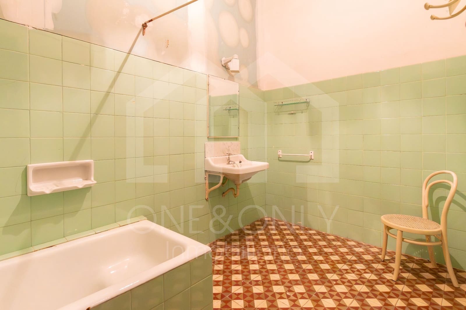 10 quarto Moradia para venda em Mora d'Ebre com garagem - 318 000 € (Ref: 9816104)