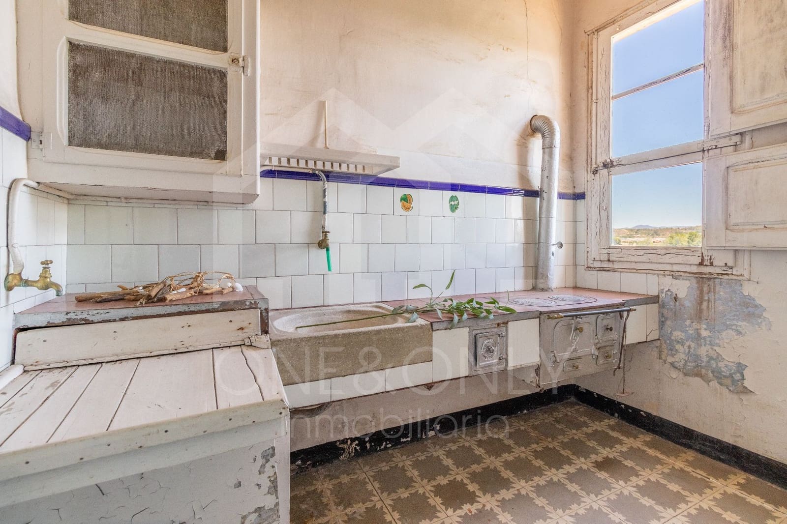 10 quarto Moradia para venda em Mora d'Ebre com garagem - 318 000 € (Ref: 9816104)
