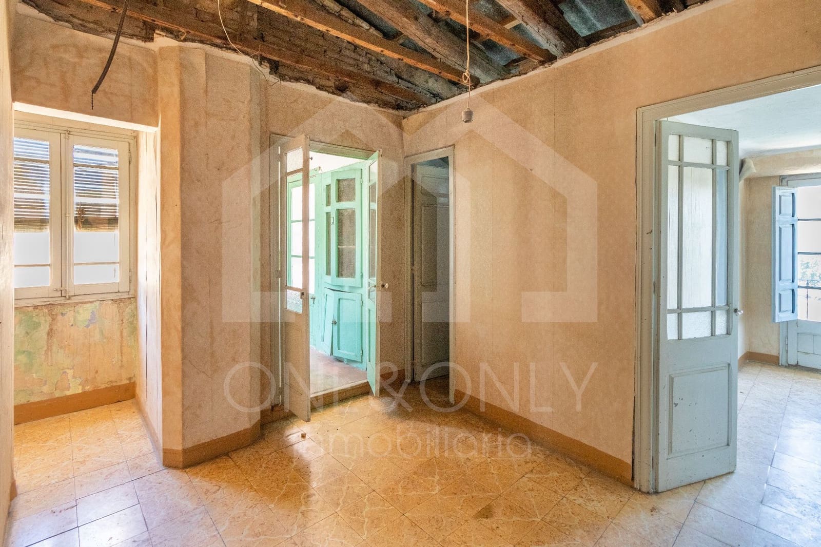 10 quarto Moradia para venda em Mora d'Ebre com garagem - 318 000 € (Ref: 9816104)