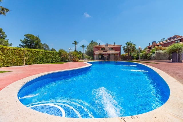 3 soverom Villa til salgs i Montroig-Mar, Mont-roig del Camp med svømmebasseng garasje - € 330 000 (Ref: 9866560)