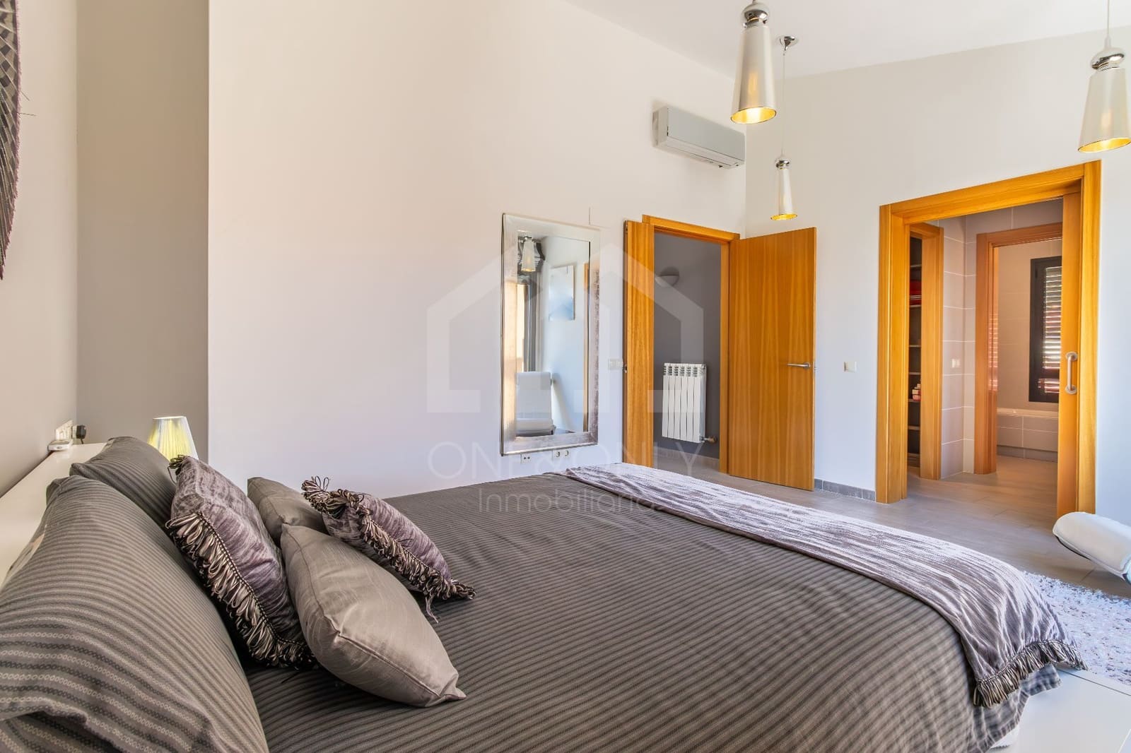 4 bedroom Villa for sale in Montroig-Mar with pool garage - € 760,000 (Ref: 9869875)