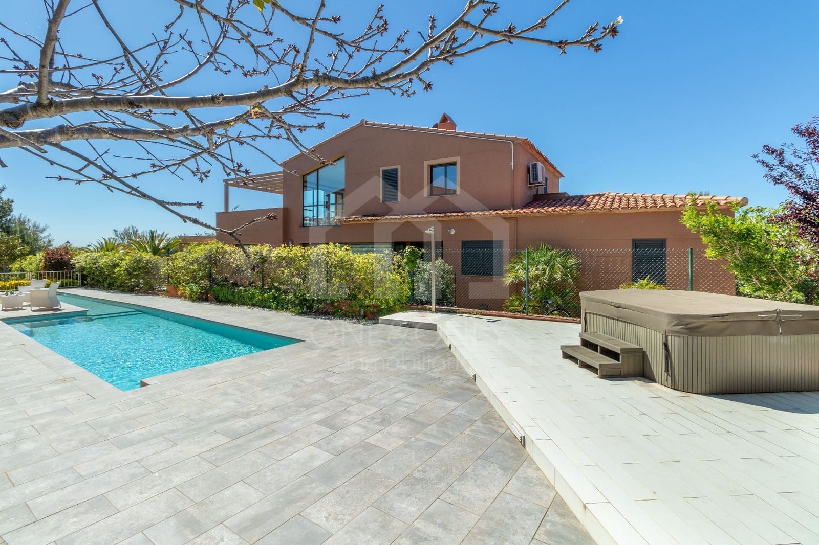 4 bedroom Villa for sale in Montroig-Mar with pool garage - € 760,000 (Ref: 9869875)