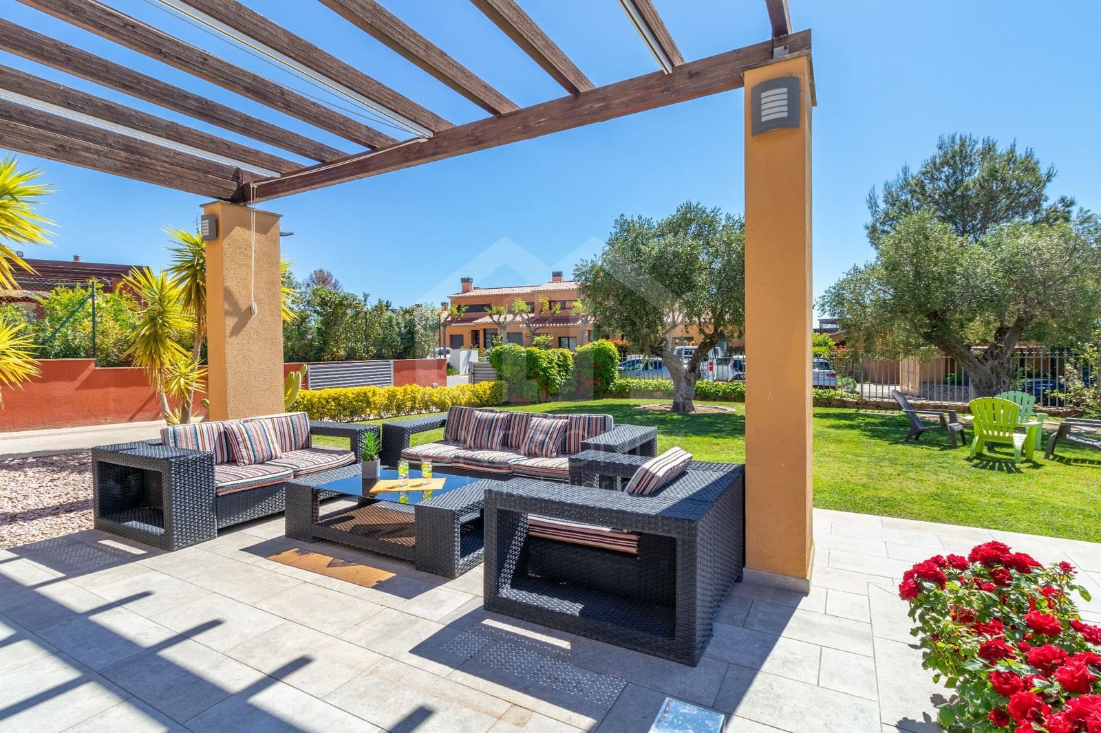 4 bedroom Villa for sale in Montroig-Mar with pool garage - € 760,000 (Ref: 9869875)