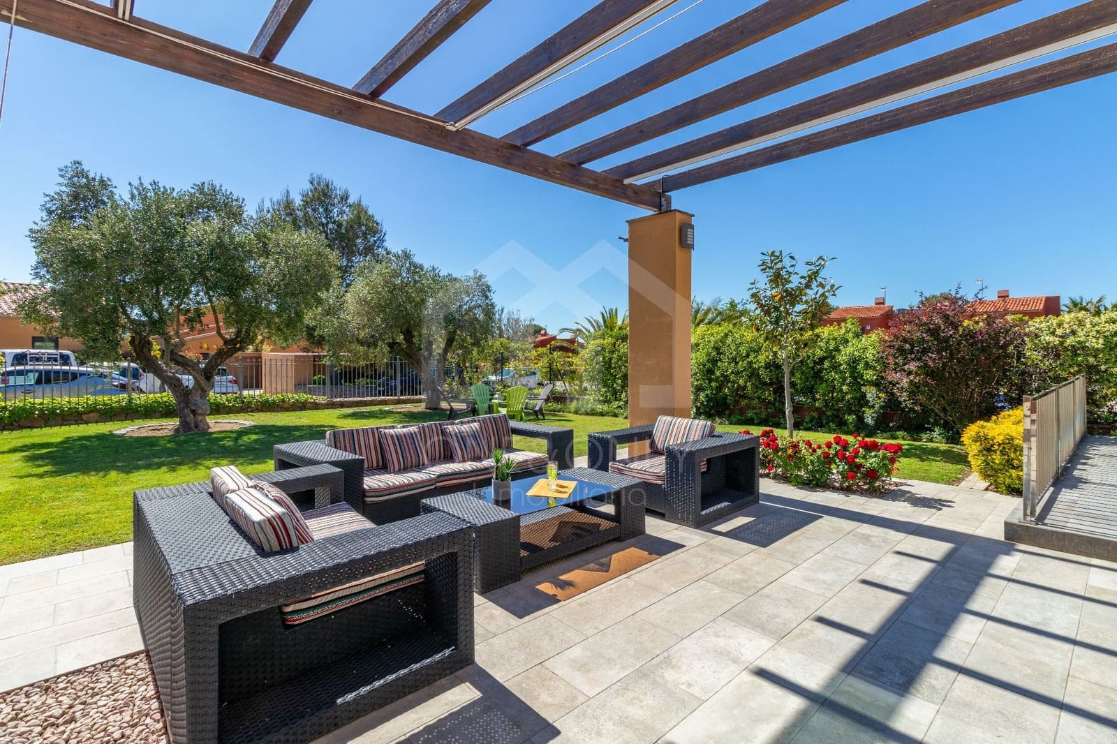 4 bedroom Villa for sale in Montroig-Mar with pool garage - € 760,000 (Ref: 9869875)