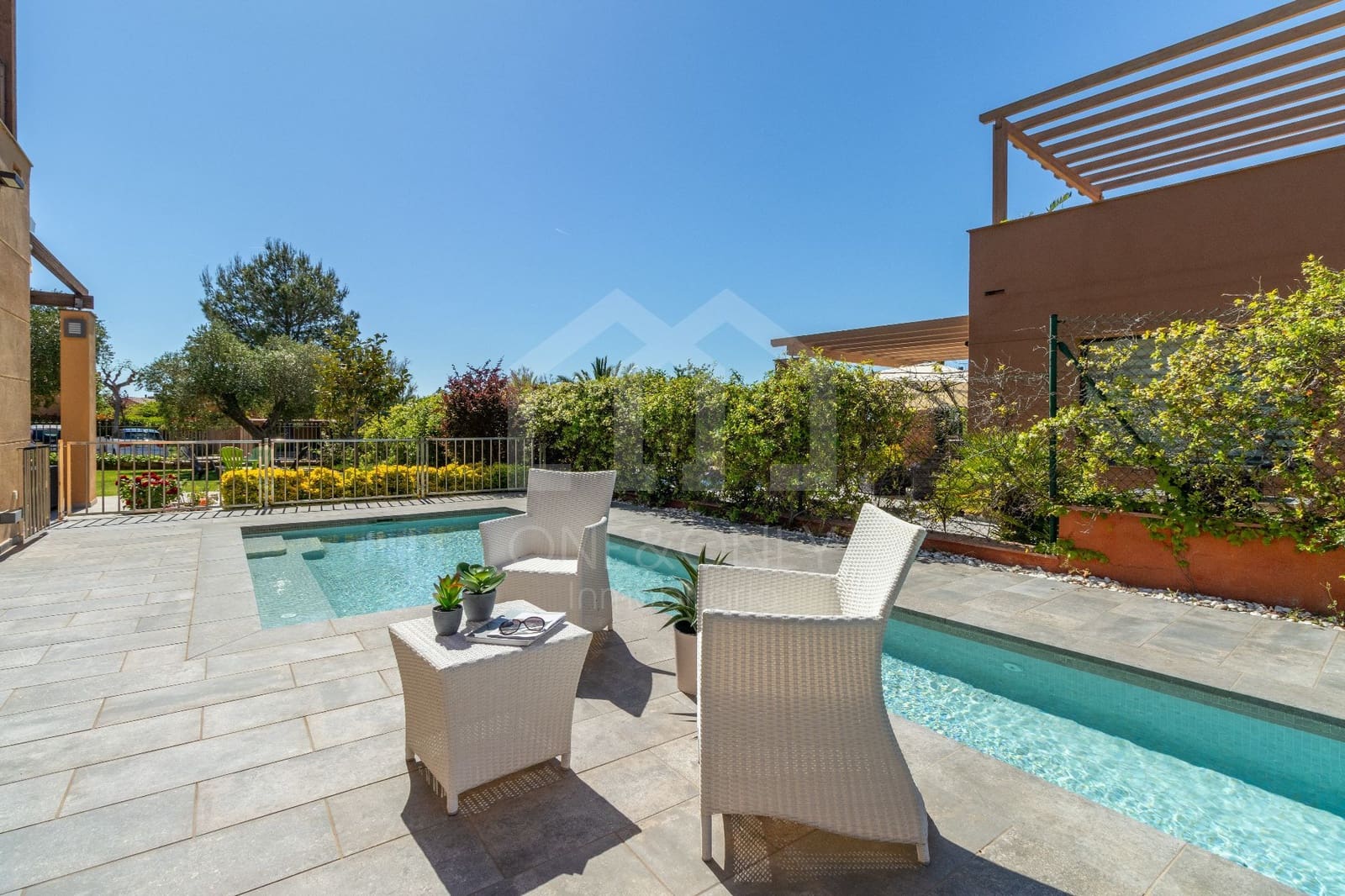 4 bedroom Villa for sale in Montroig-Mar with pool garage - € 760,000 (Ref: 9869875)