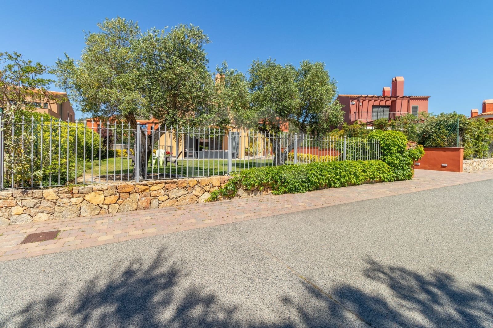 4 bedroom Villa for sale in Montroig-Mar with pool garage - € 760,000 (Ref: 9869875)