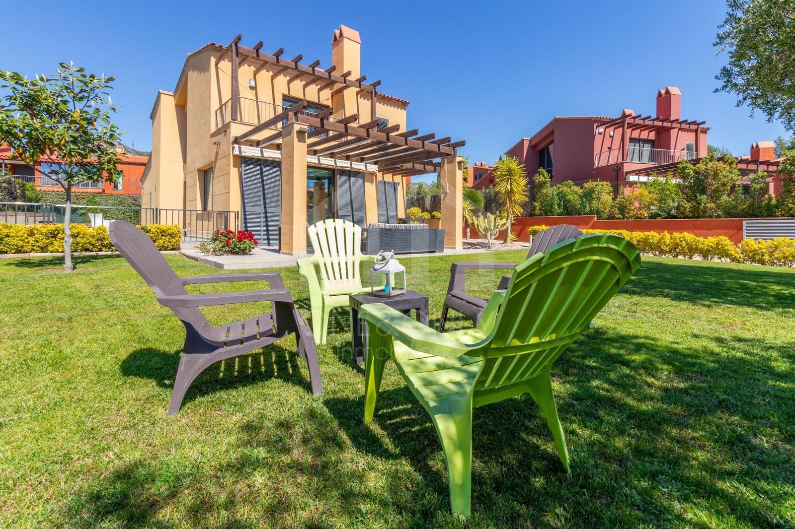 4 bedroom Villa for sale in Montroig-Mar with pool garage - € 760,000 (Ref: 9869875)