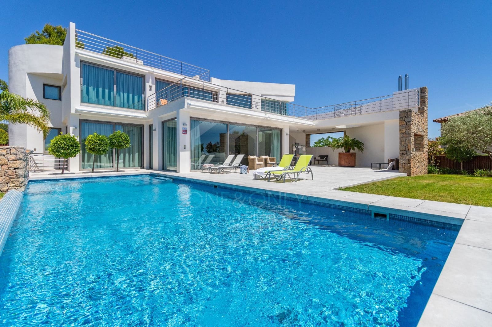 5 bedroom Villa for sale in Montroig-Mar with pool garage - € 1,600,000 (Ref: 9893748)