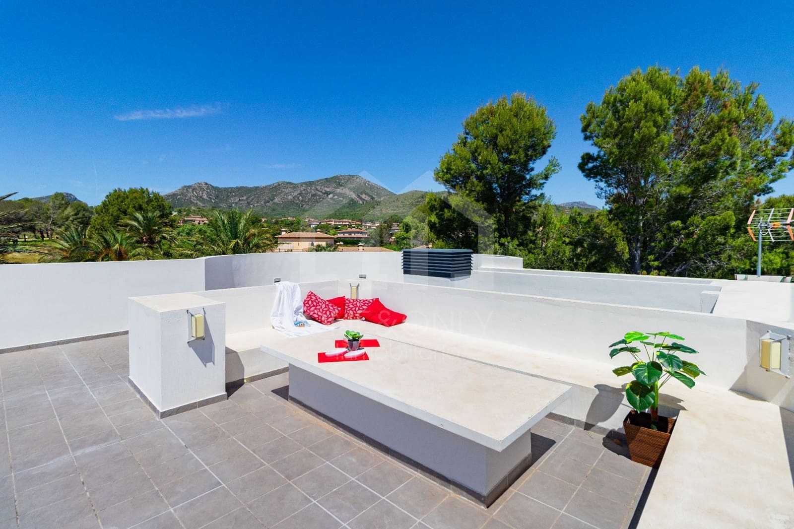 5 bedroom Villa for sale in Montroig-Mar with pool garage - € 1,600,000 (Ref: 9893748)