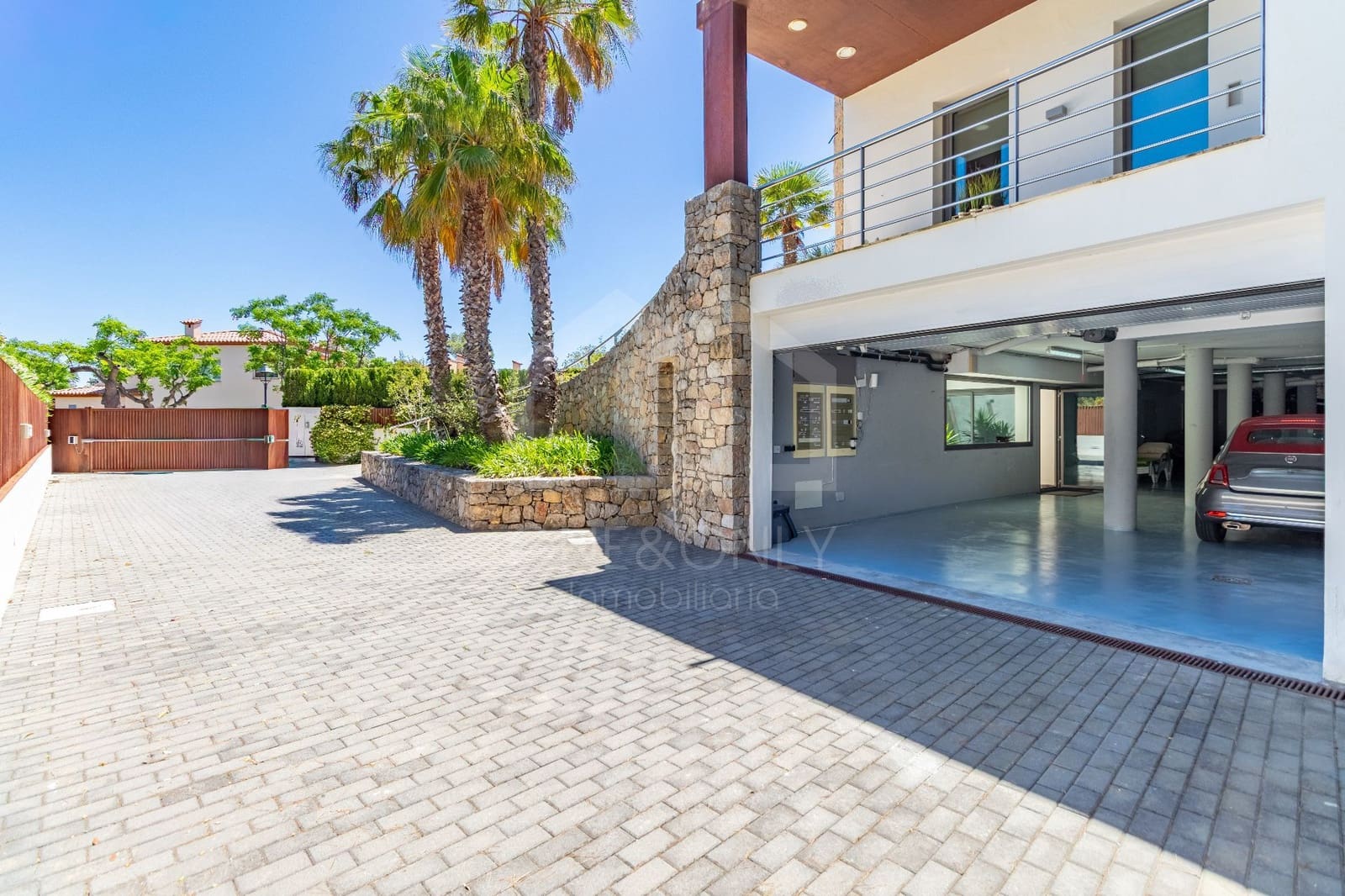 5 bedroom Villa for sale in Montroig-Mar with pool garage - € 1,600,000 (Ref: 9893748)