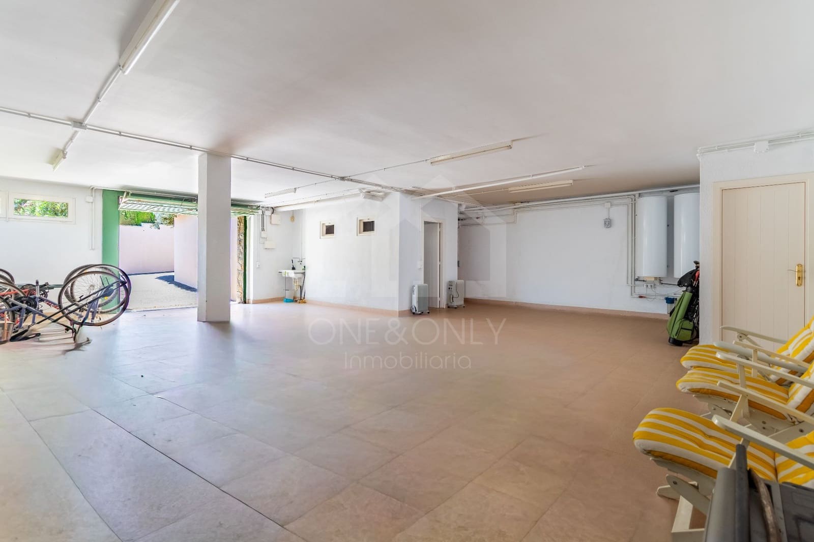 4 bedroom Villa for rent in Montroig-Mar with pool garage - € 2,125 (Ref: 9955669)