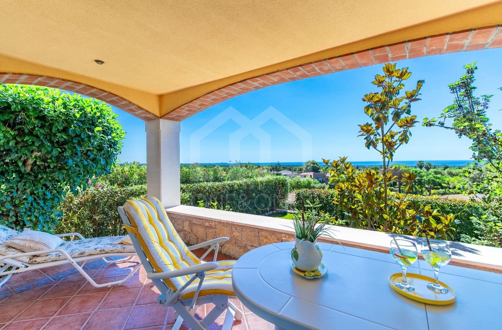 4 bedroom Villa for rent in Montroig-Mar with pool garage - € 2,125 (Ref: 9955669)