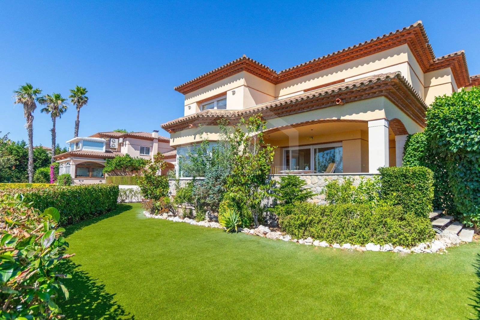 4 bedroom Villa for rent in Montroig-Mar with pool garage - € 2,125 (Ref: 9955669)