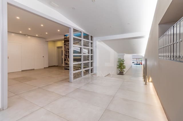 3 soveværelse Lejlighed til salg i Tarragona by med garage - € 437.000 (Ref: 9976815)