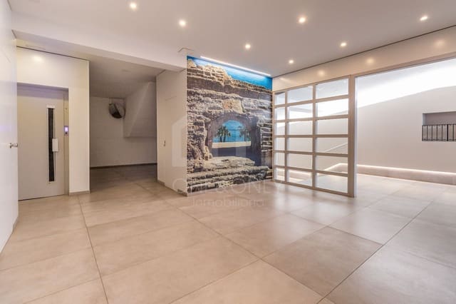 3 soveværelse Lejlighed til salg i Tarragona by med garage - € 437.000 (Ref: 9976815)