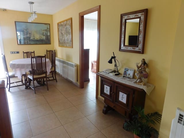 4 sovrum Villa till salu i Tordera med garage - 320 000 € (Ref: 7458268)