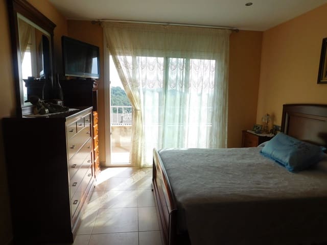 4 sovrum Villa till salu i Tordera med garage - 320 000 € (Ref: 7458268)