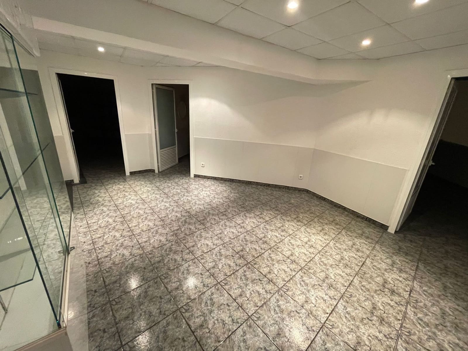 3 soveværelse Erhverv til leje i Tordera - € 500 (Ref: 8449899)