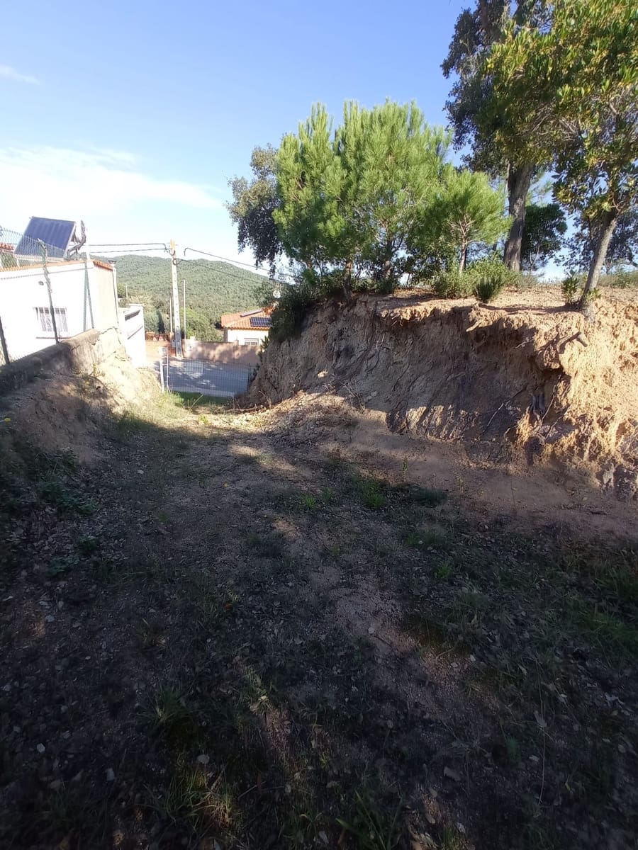 Grunde uden byggetilladelser til salg i Tordera - € 40.000 (Ref: 8601243)