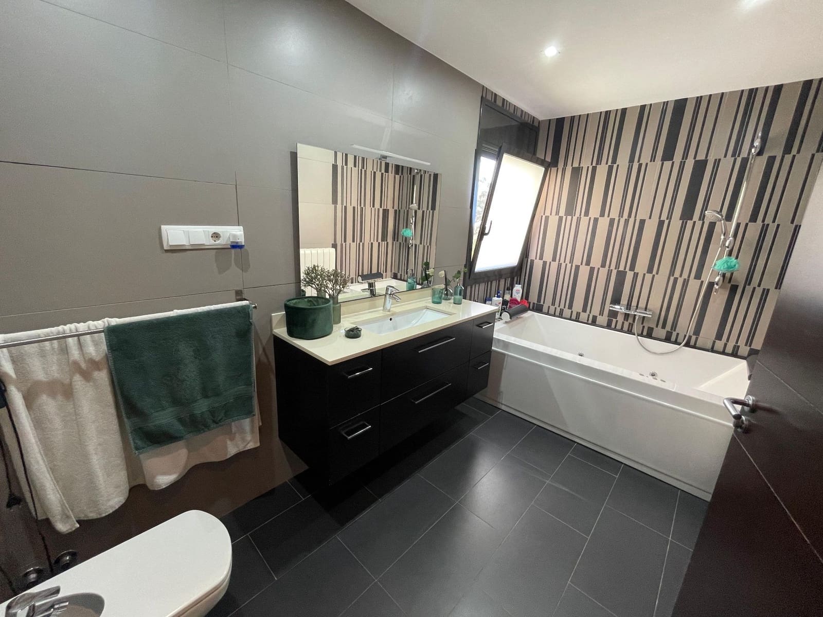 4 soveværelse Villa til salg i Fogars de la Selva med swimmingpool - € 605.000 (Ref: 8610321)