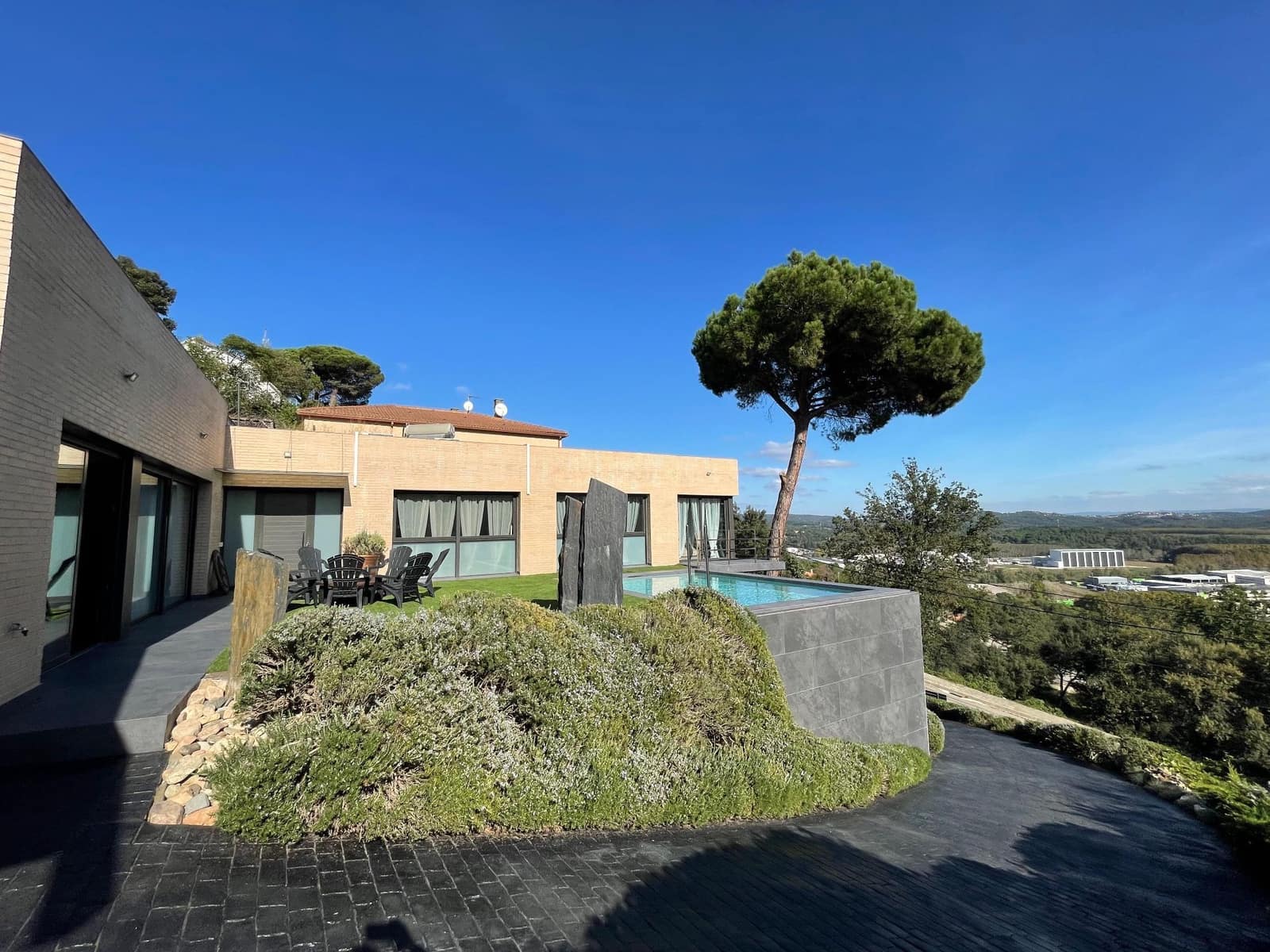 4 soveværelse Villa til salg i Fogars de la Selva med swimmingpool - € 605.000 (Ref: 8610321)