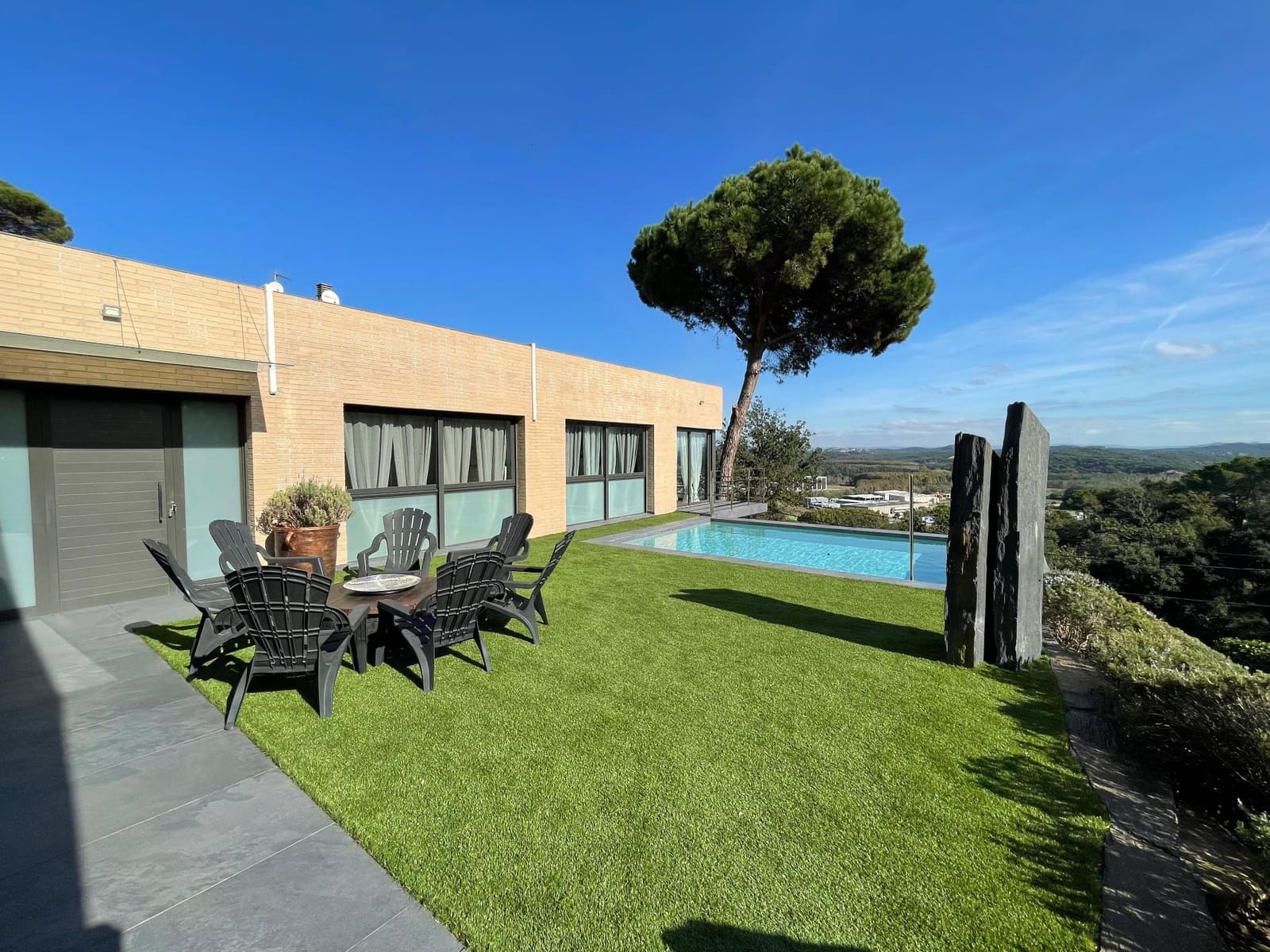 4 soveværelse Villa til salg i Fogars de la Selva med swimmingpool - € 605.000 (Ref: 8610321)