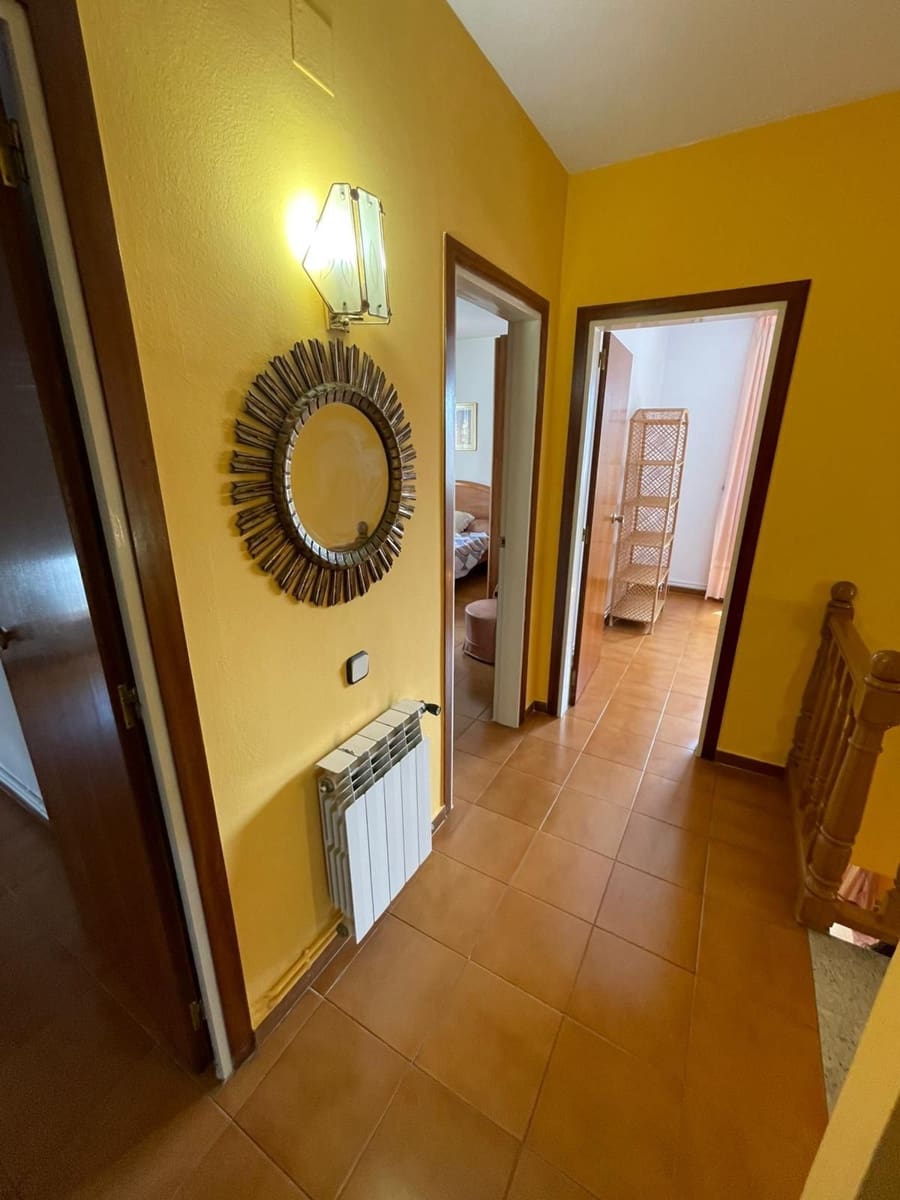 4 sovrum Villa till salu i Tordera med garage - 269 000 € (Ref: 8993558)