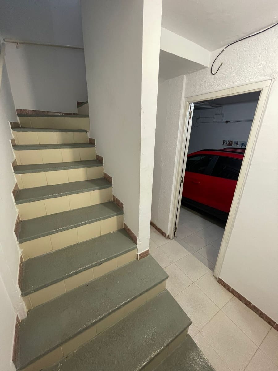 4 sovrum Villa till salu i Tordera med garage - 269 000 € (Ref: 8993558)