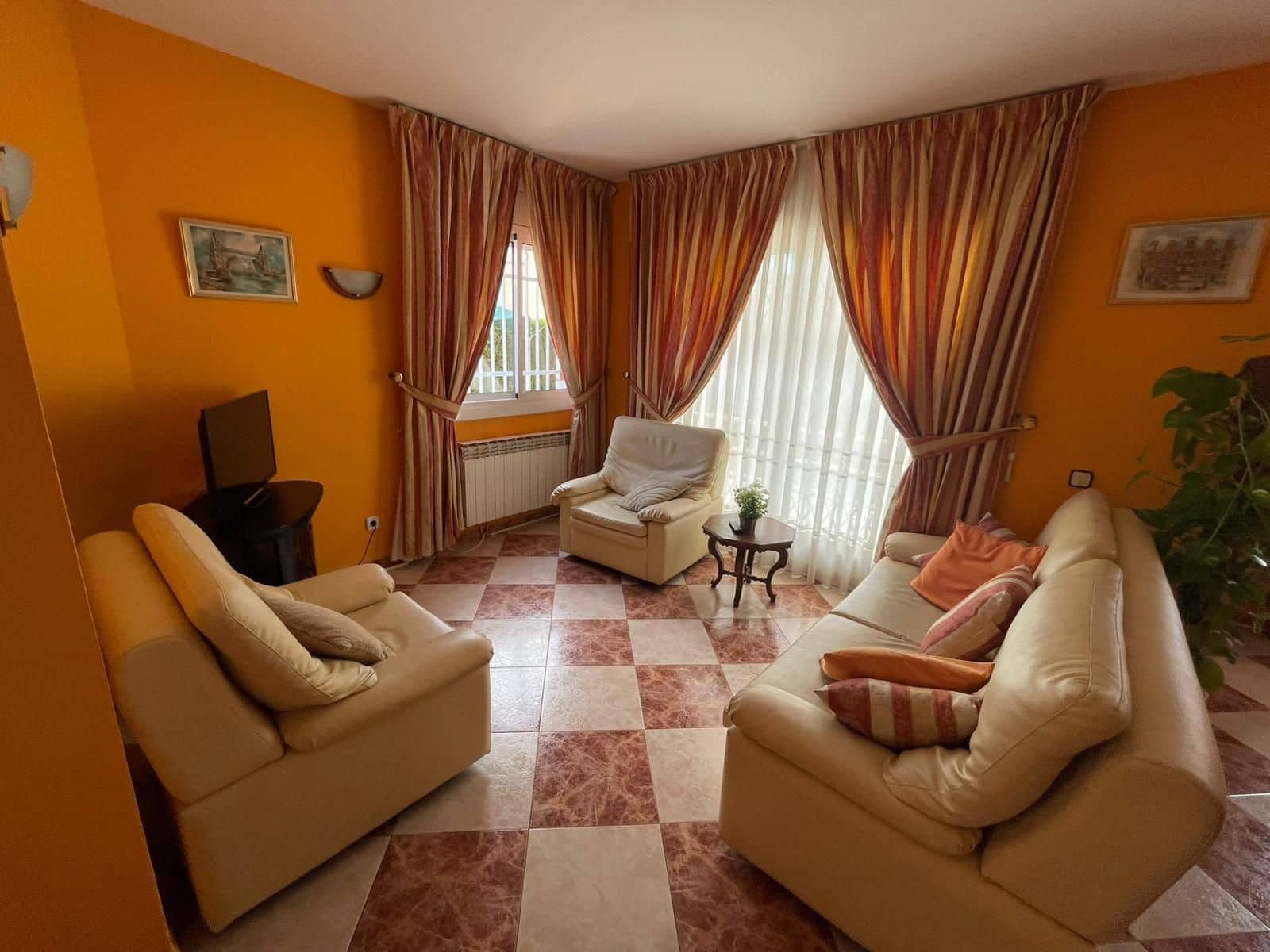 4 sovrum Villa till salu i Tordera med garage - 269 000 € (Ref: 8993558)