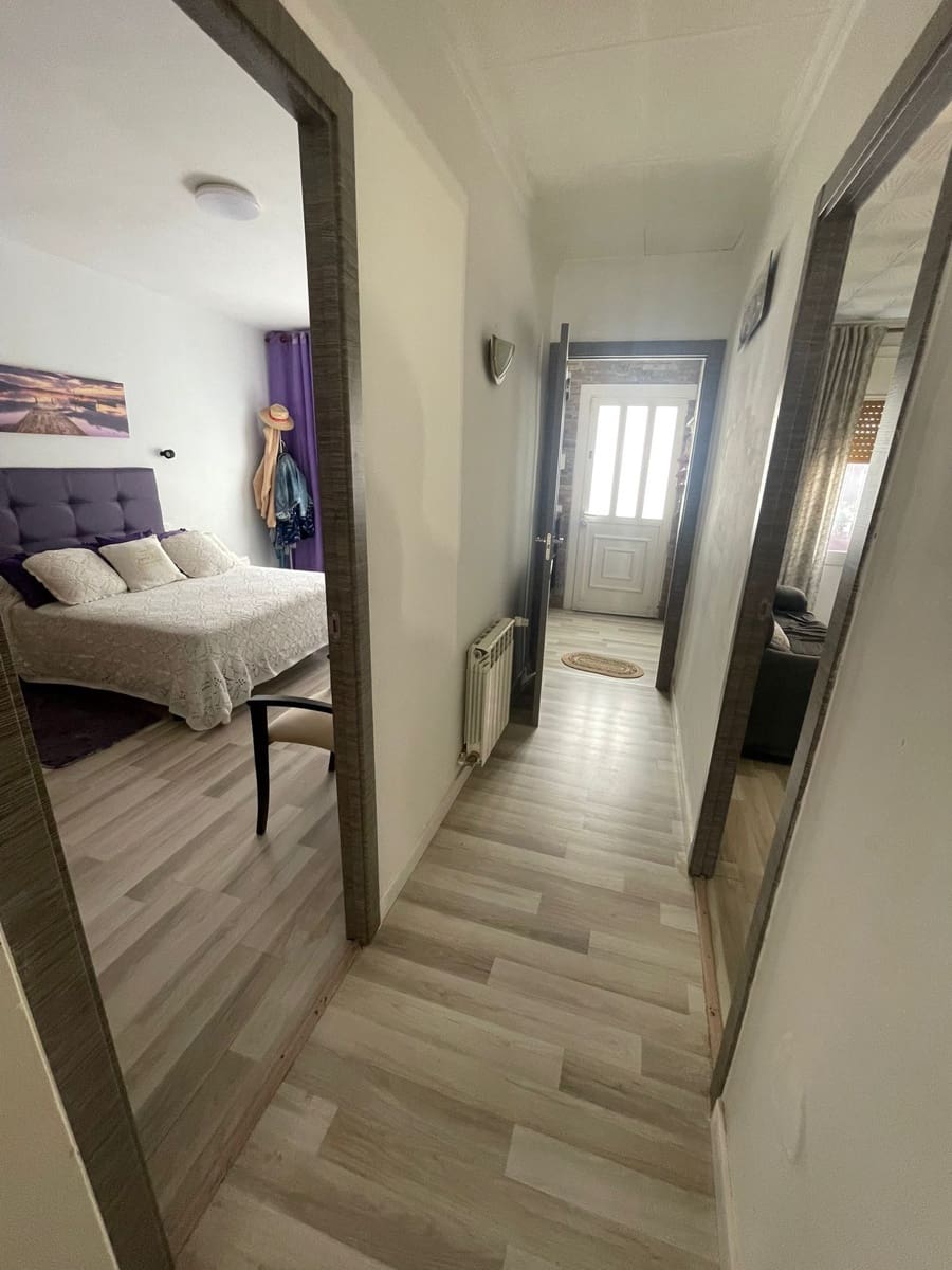 2 sovrum Villa till salu i Tordera - 235 000 € (Ref: 9246312)