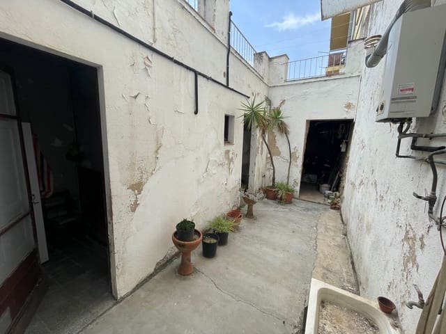 5 sovrum Villa till salu i Tordera - 249 000 € (Ref: 9263988)