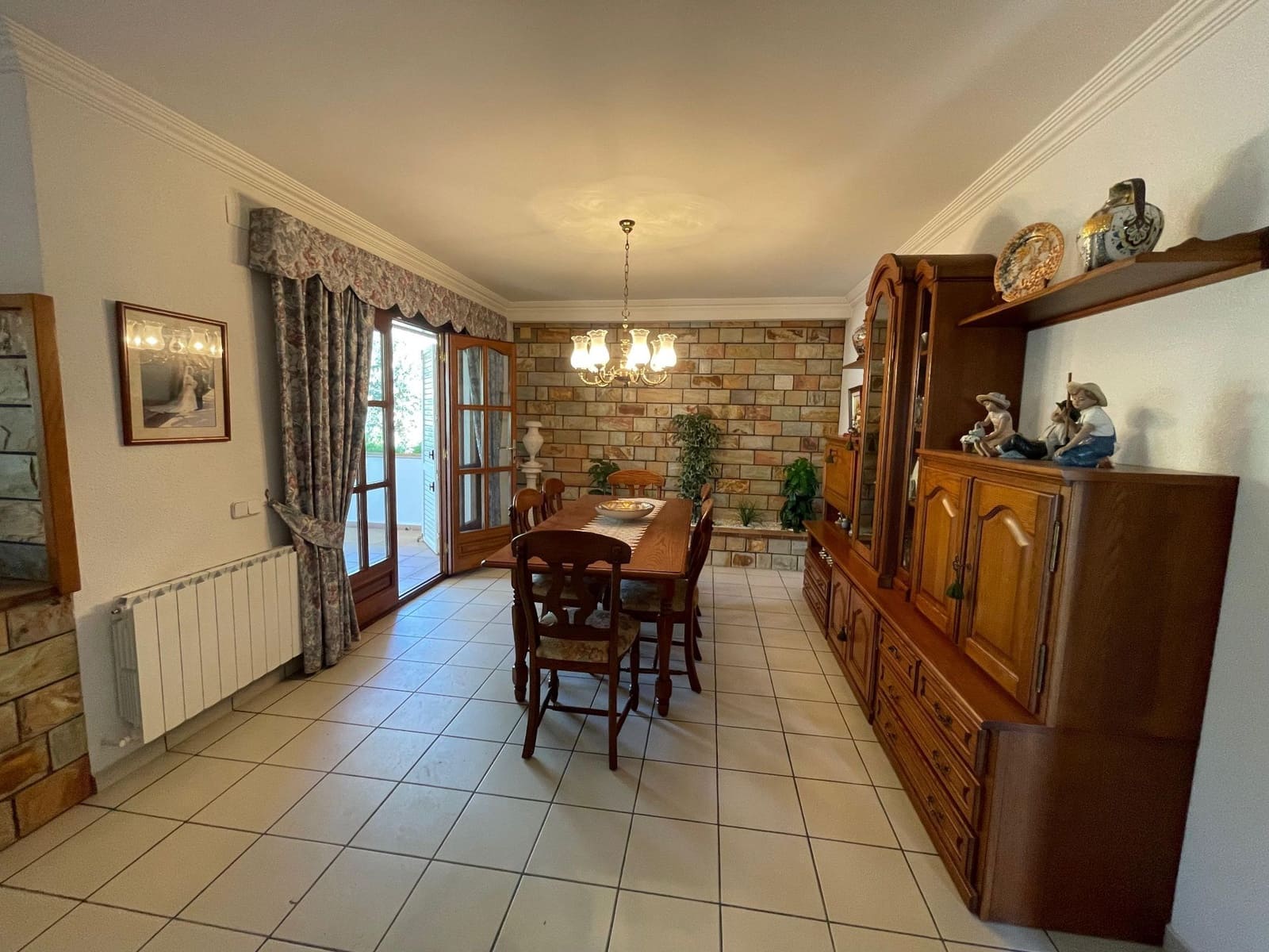 4 sovrum Villa till salu i Tordera med garage - 530 000 € (Ref: 9366938)