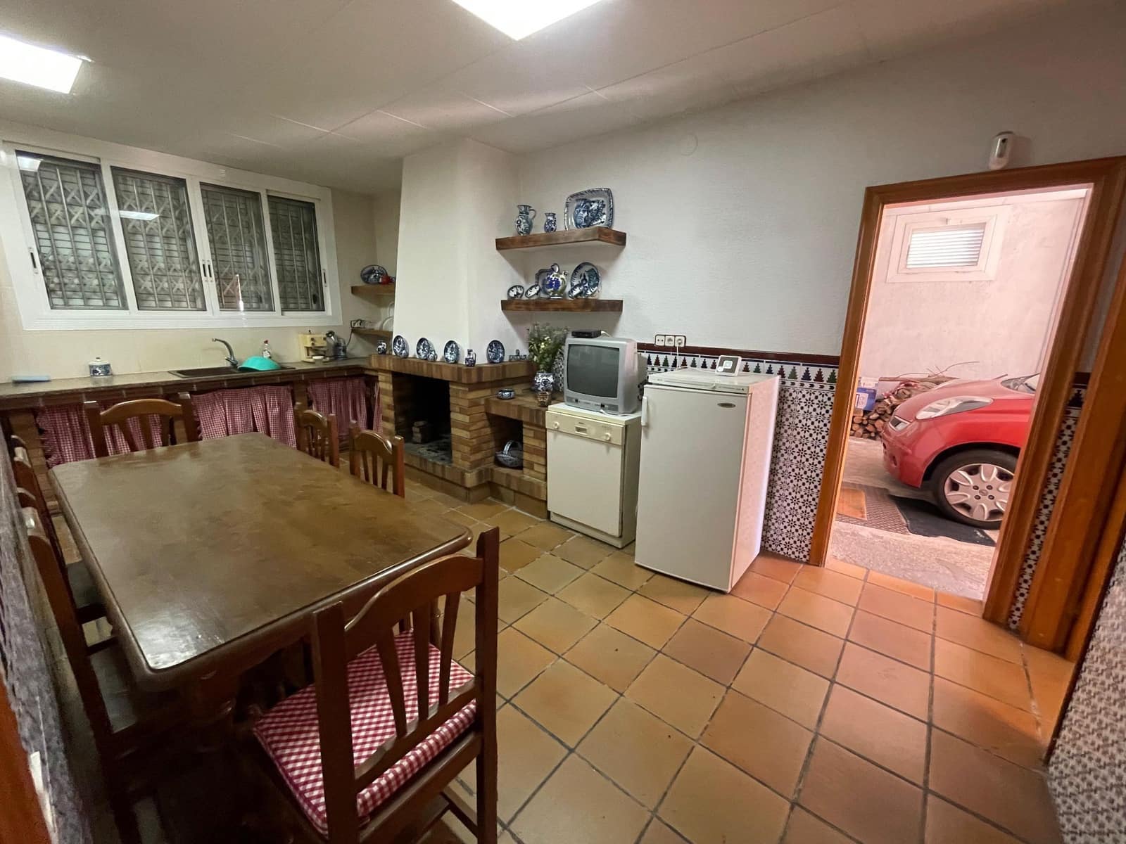 4 sovrum Villa till salu i Tordera med garage - 530 000 € (Ref: 9366938)