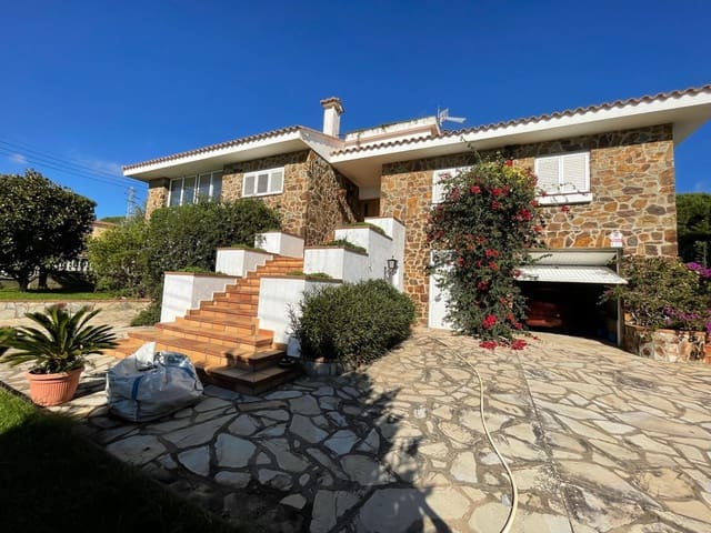 4 soverom Villa til salgs i Tordera med garasje - € 530 000 (Ref: 9366938)