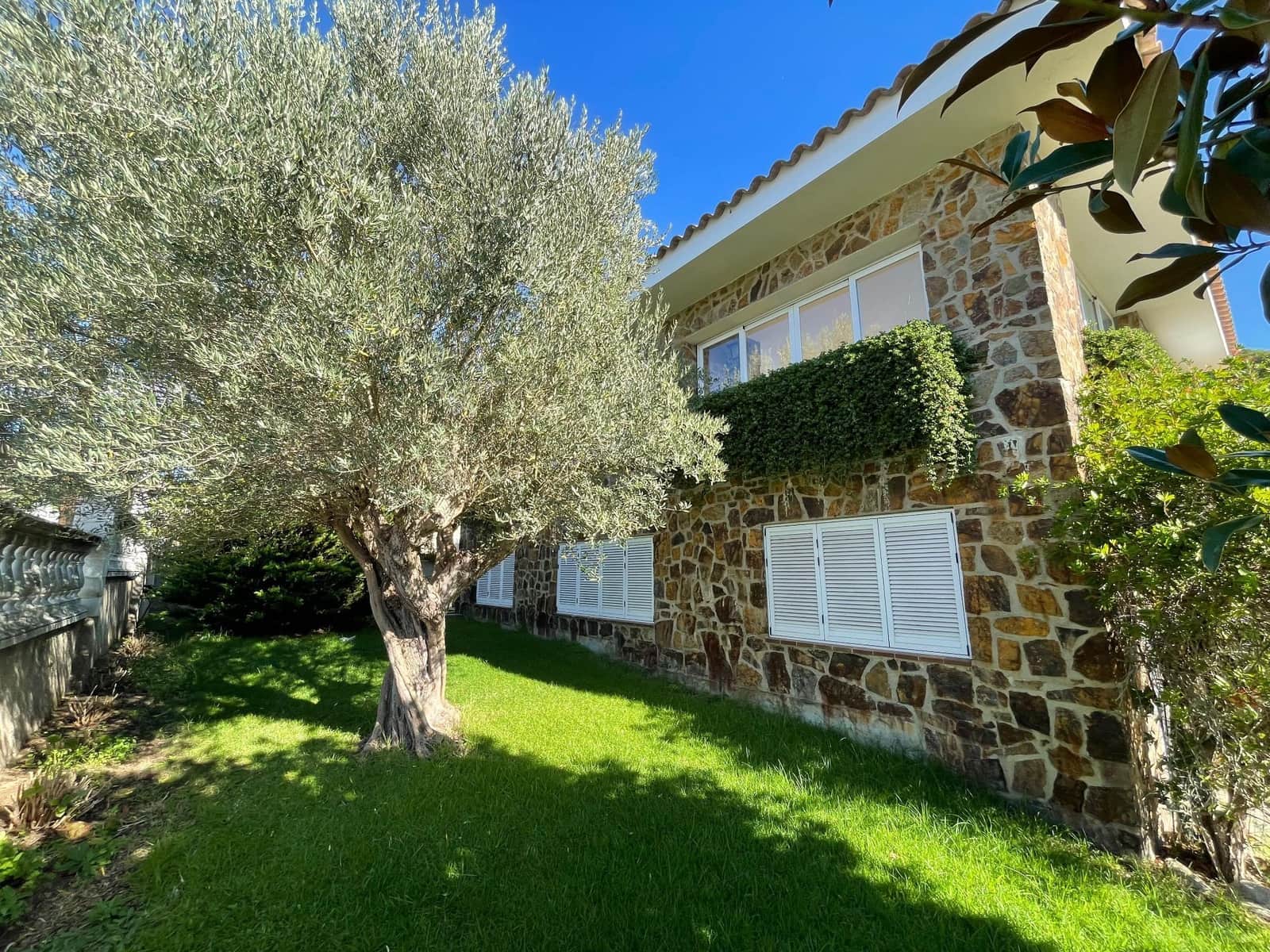 4 sovrum Villa till salu i Tordera med garage - 530 000 € (Ref: 9366938)