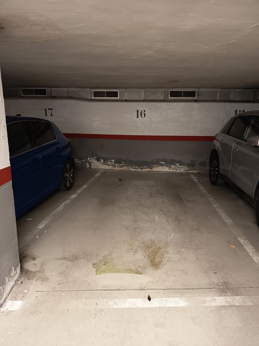 Garagem para venda em Tordera - 12 000 € (Ref: 9421835)