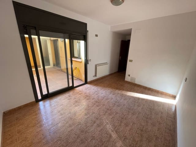 3 slaapkamer Flat te koop in Tordera - € 175.000 (Ref: 9451595)