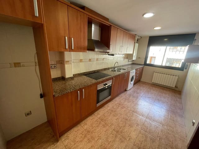 3 slaapkamer Flat te koop in Tordera - € 175.000 (Ref: 9451595)