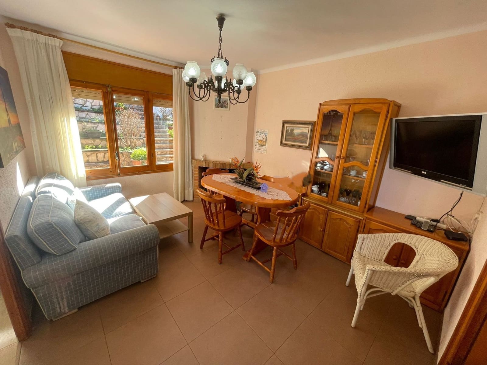 Chalet de 9 habitaciones en Tordera en venta - 275.000 € (Ref: 9535498)