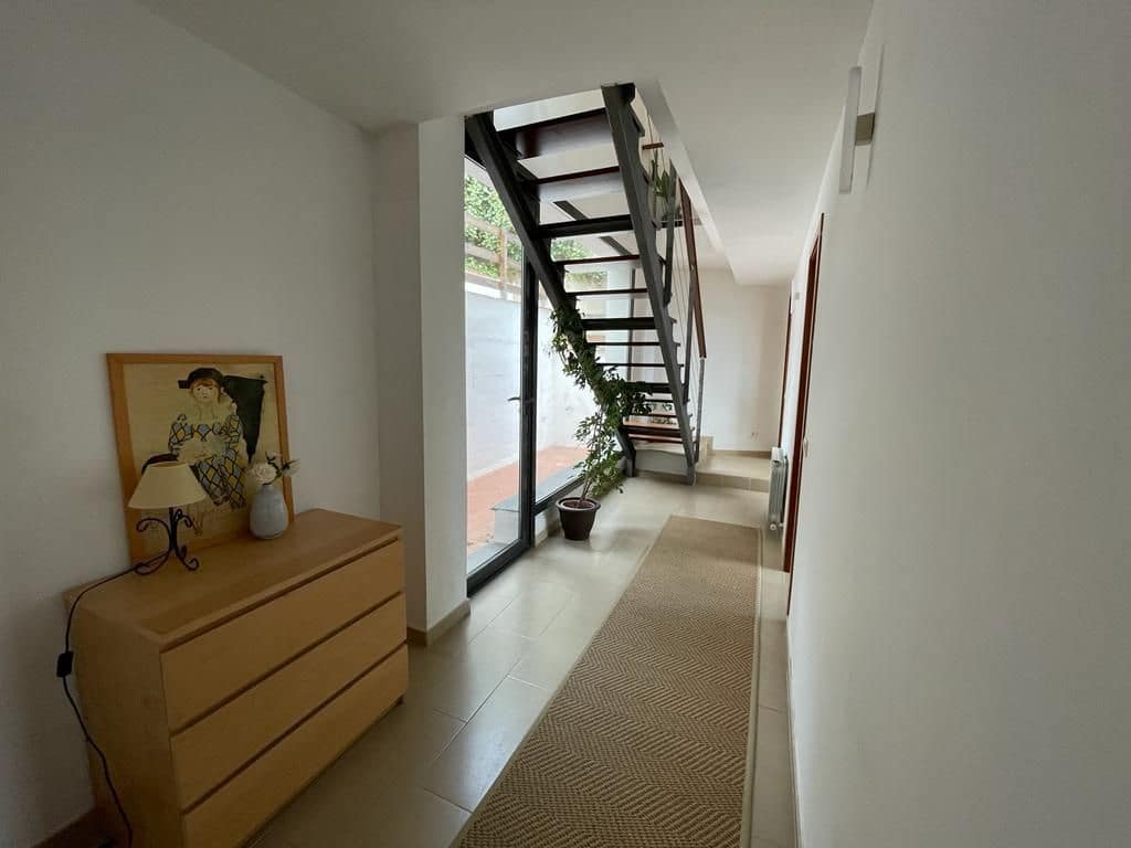 4 bedroom Villa for sale in Palafolls - € 400,000 (Ref: 9540755)