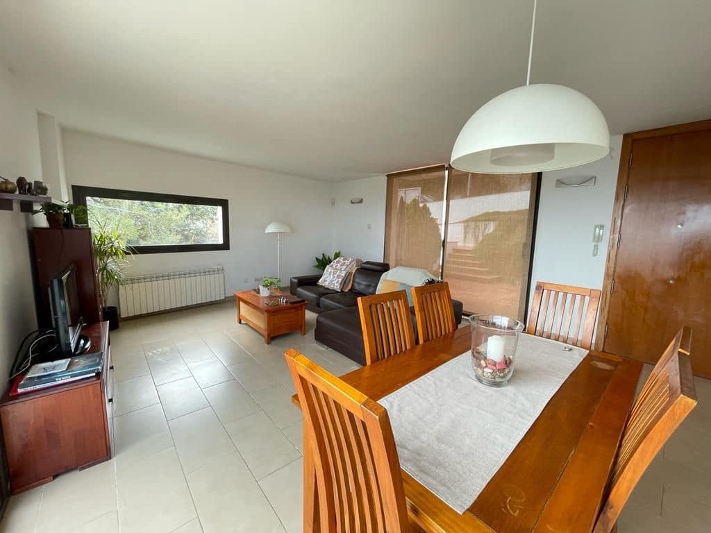 4 bedroom Villa for sale in Palafolls - € 400,000 (Ref: 9540755)