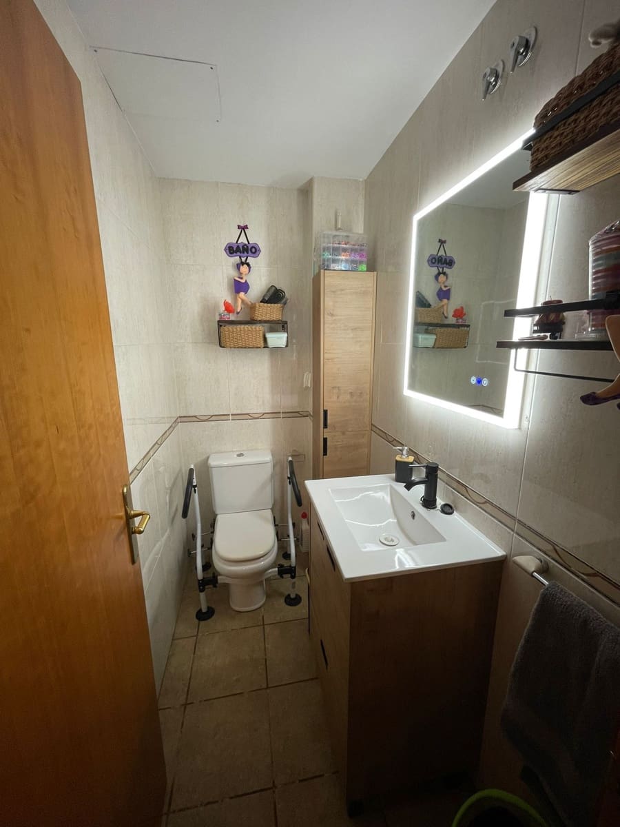 4 sypialnia Willa na sprzedaż w Hostalric z garażem - 360 000 € (Ref: 9568000)