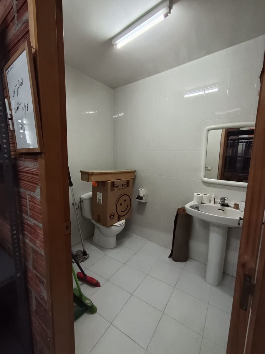 Kommersiell att hyra i Tordera - 750 € (Ref: 9679431)