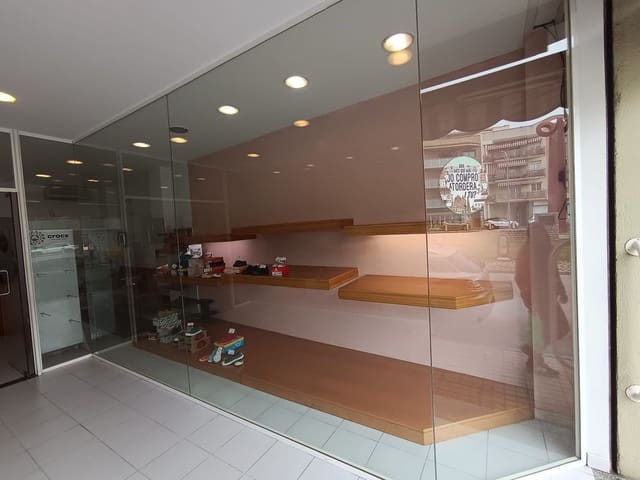 Kommersiell att hyra i Tordera - 750 € (Ref: 9679431)