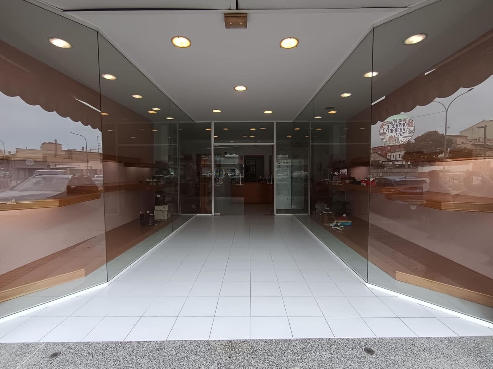 Kommersiell att hyra i Tordera - 750 € (Ref: 9679431)