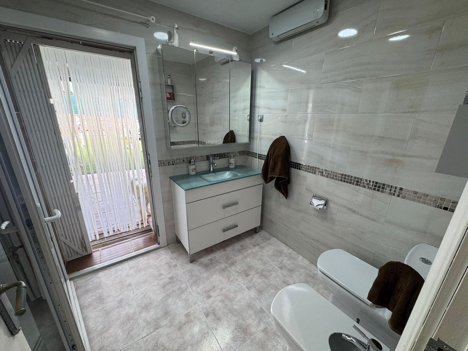 7 slaapkamer Villa te koop in Tordera met zwembad garage - € 340.000 (Ref: 9679432)